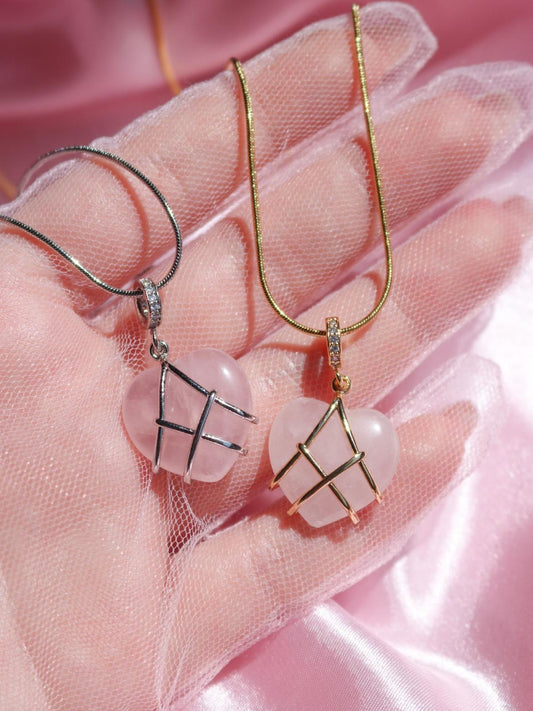 SolariaJewelry Deluxe Version - Diamantschloss inspirierte Halskette mit Herz Anhänger