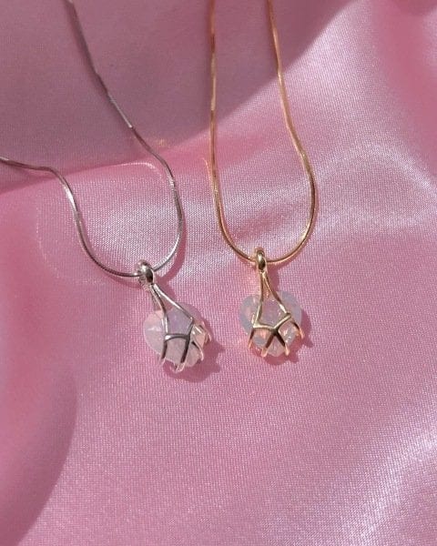 SolariaJewelry Mini Version - Diamantschloss inspirierte Halskette mit Herz Anhänger