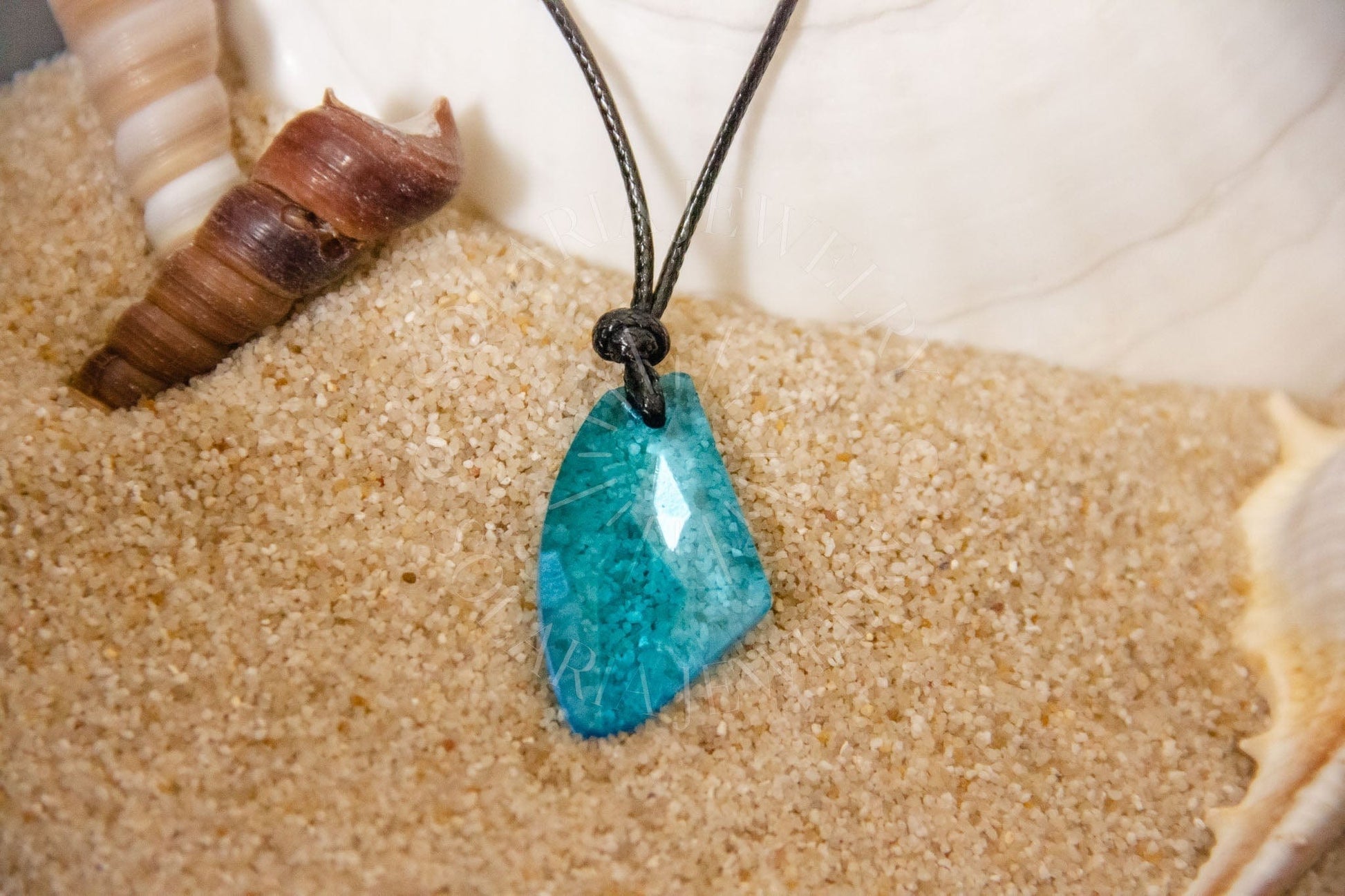 SolariaJewelry Mondstein Kristall Halskette