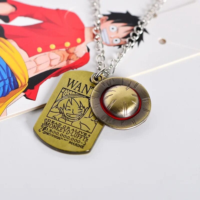SolariaJewelry One Piece Luffy inspirierte Halskette mit Dogtag Steckbrief und Strohhut