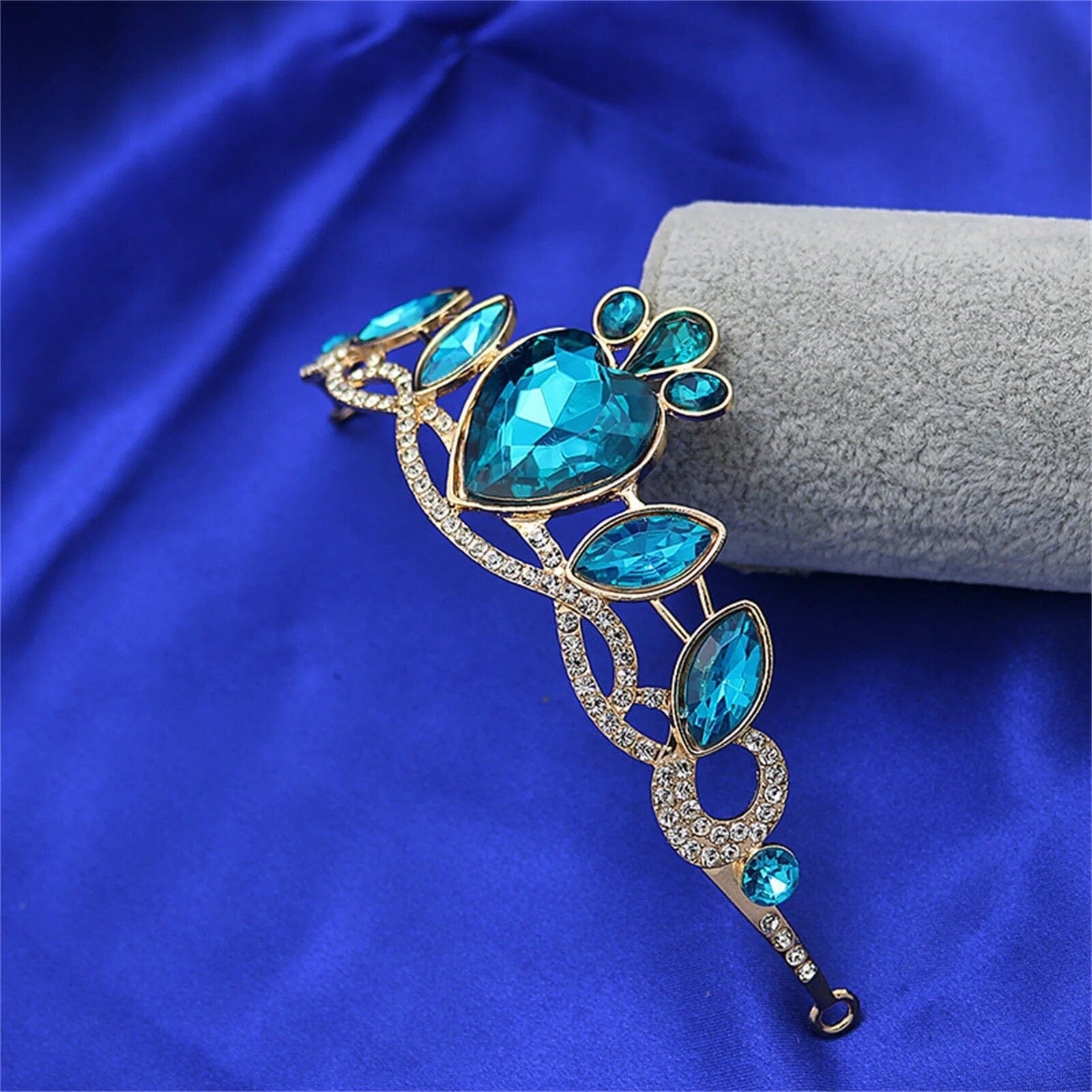 SolariaJewelry Princess Charm School Blair Tiara Krone cosplay
