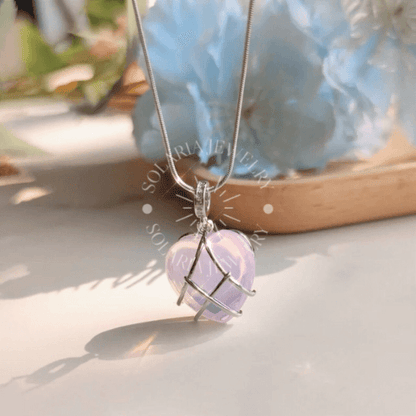 SolariaJewelry 2er Set Deluxe Version - Diamantschloss inspirierte Halskette mit Herz Anhänger